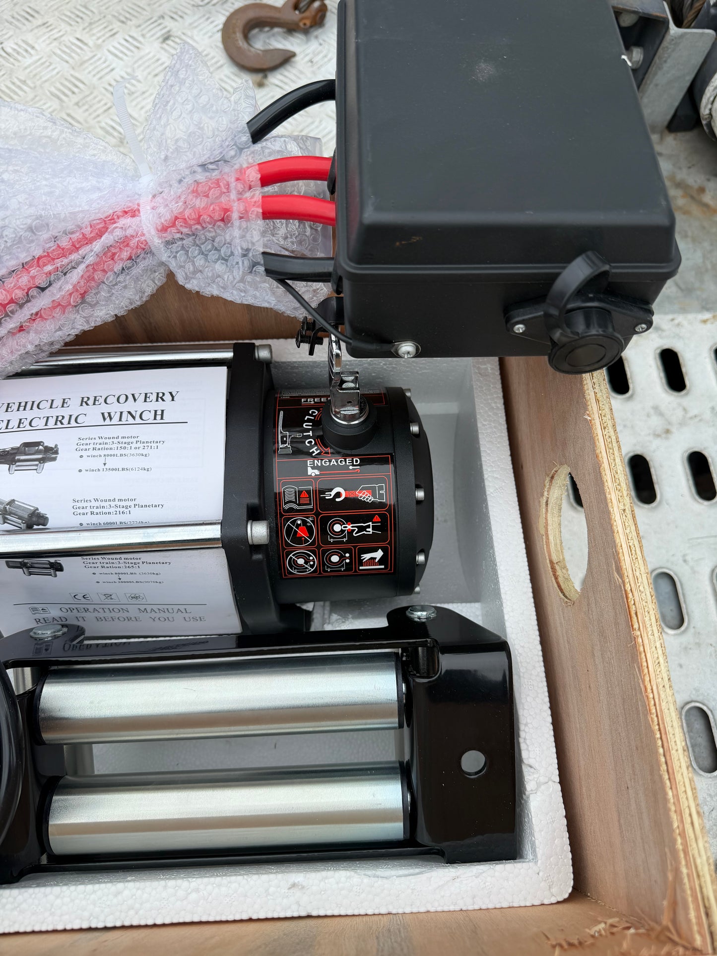 12,000lb Electric Winch Kit – Heavy Duty Recovery Winch (12V)