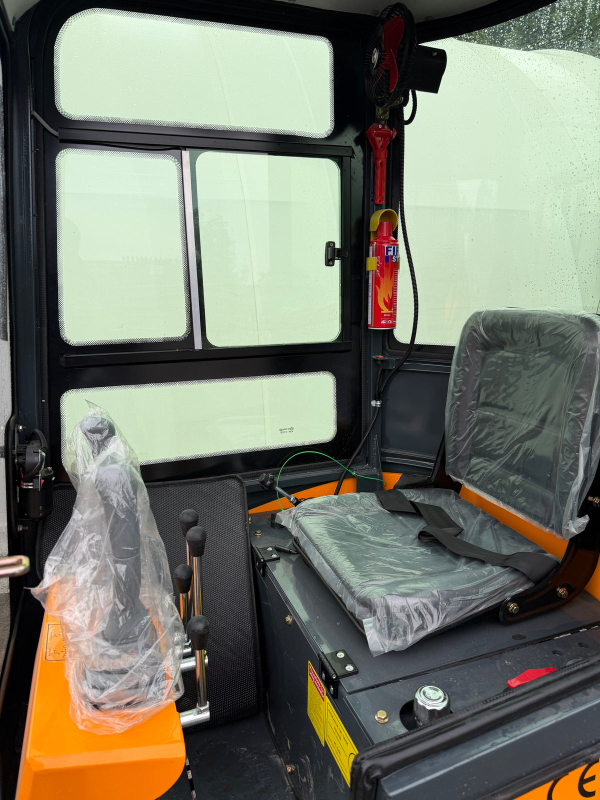 New CK13CD Mini Excavator – Enclosed Cab Unused