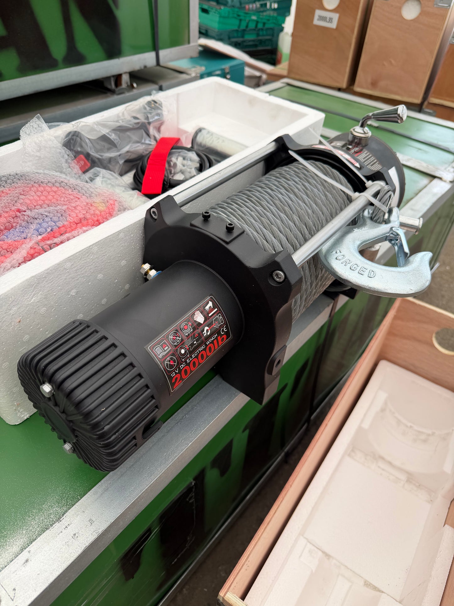 20,000lb Electric Winch Kit – Extreme Heavy Duty Recovery Winch (12V)