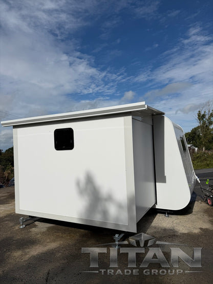 6m Push-Out Pod House – White – 75mm Insulated with Shower