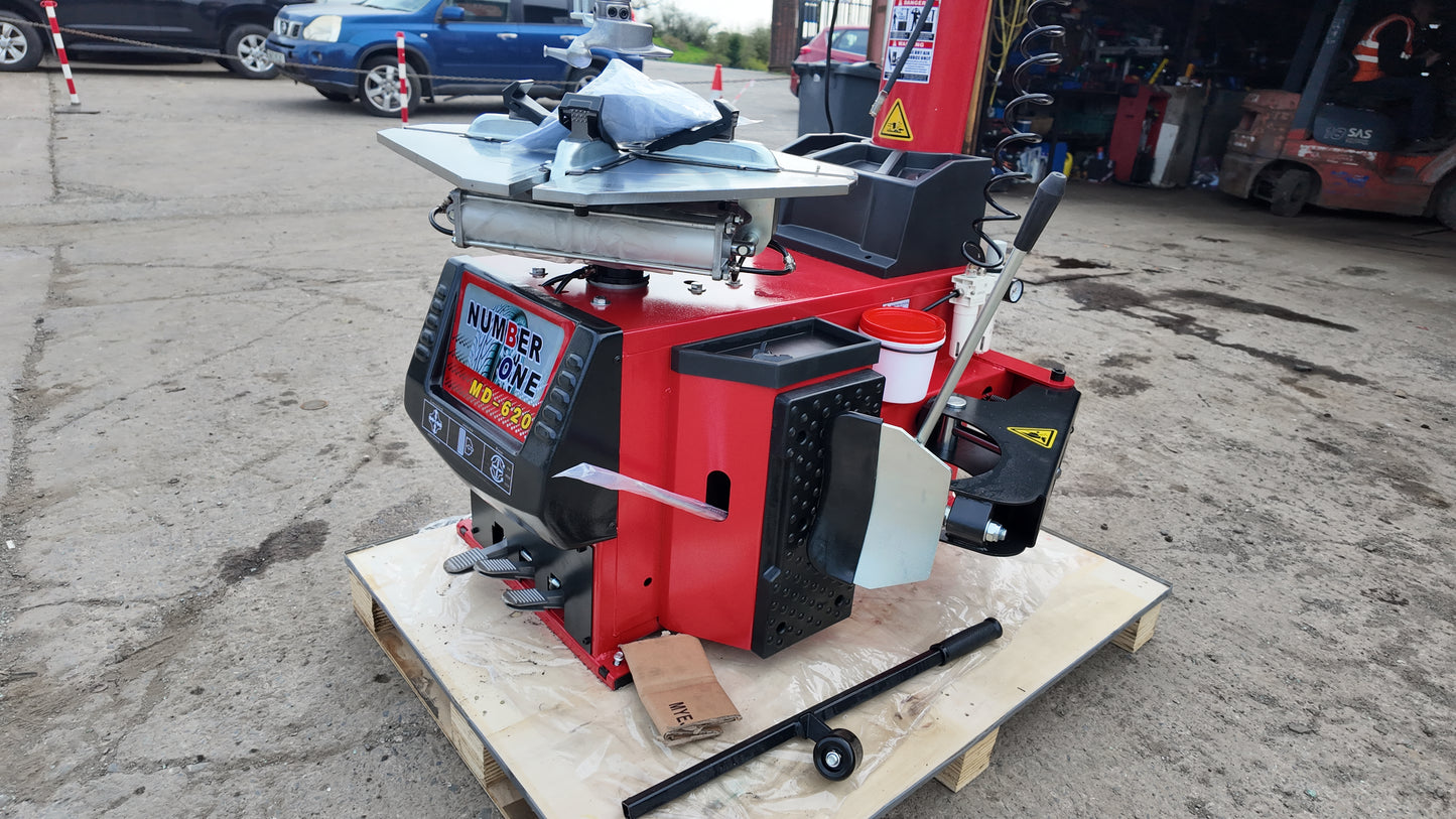 Semi-Automatic Tyre Changer – MD-620